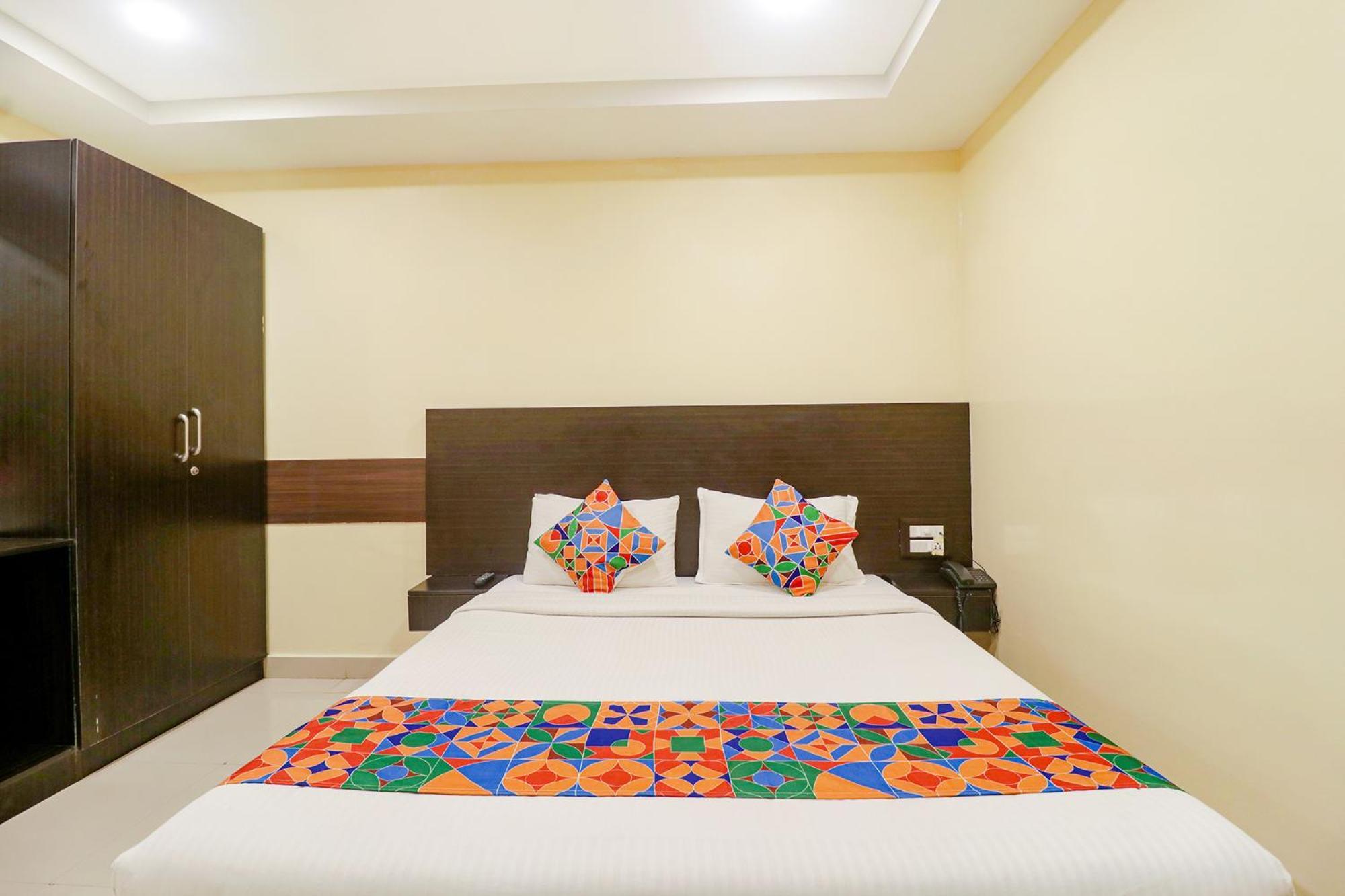 Fabhotel Champion Residency - Kr Puram Бангалор Экстерьер фото